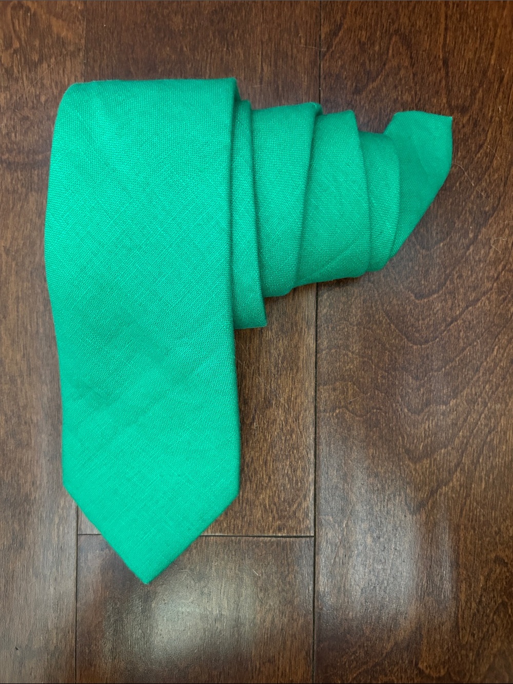 J. McLaughlin 100% Linen Men's Solid Emerald Green Tie - Classic Summer Style